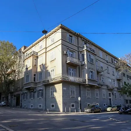 Apartamento With Wifi - 20912 *